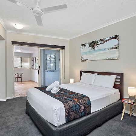 North Cove Waterfront Suites Cairns Kültér fotó